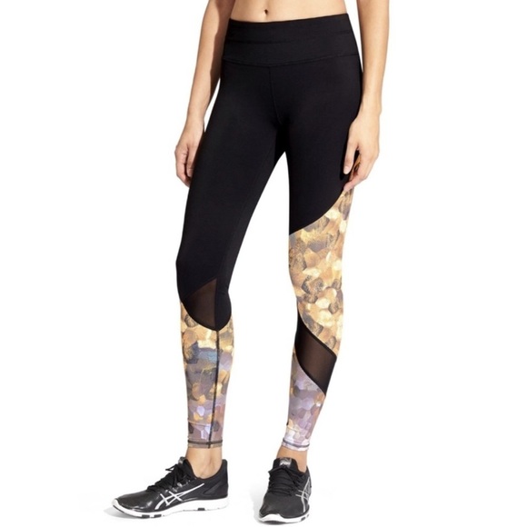 Athleta Asymmetrical Mesh Sonar Honeycomb Leggings Size Medium - Picture 1 of 14